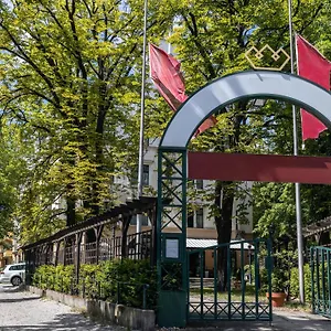 https://novum-hotel-kronprinz-berlin.find-berlin-hotels.com