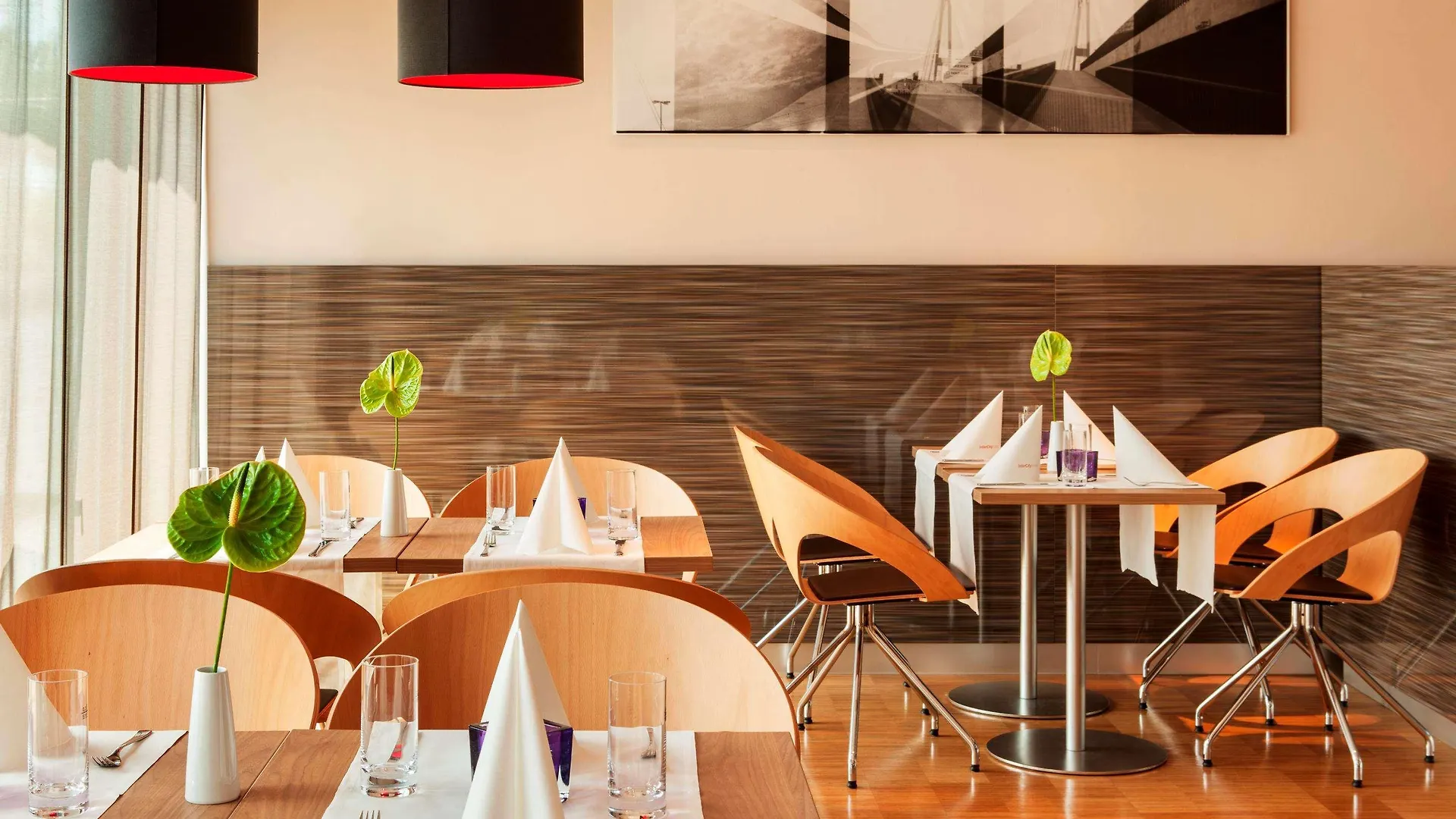 **** Hotell Intercityhotel MHG Tyskland
